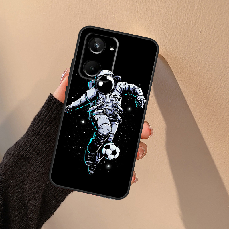 جراب رياضي بتصميم رائد فضاء لل - مراجعة Realme C67 وسعره
