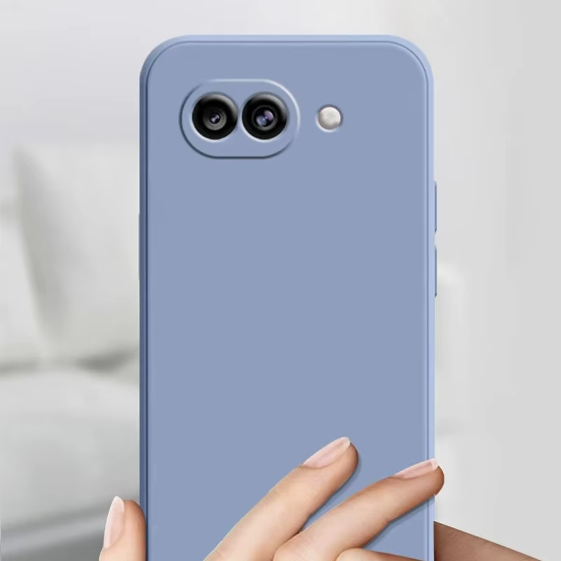 غطاء خلفي من السيليكون الناعم  - مراجعة Google Pixel 9 وسعره