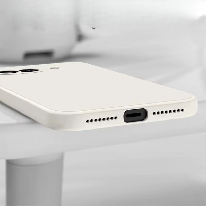 غطاء خلفي من السيليكون الناعم  - مراجعة Google Pixel 9 وسعره